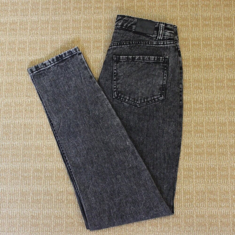 Aeropostale Black Distressed Mom Jeans, Very Good Condition